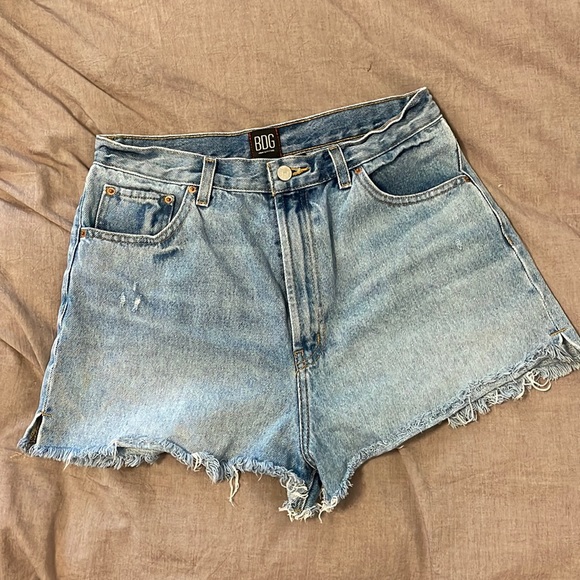 Urban Outfitters BDG Girlfriend High-Rise Shorts - Picture 1 of 3
